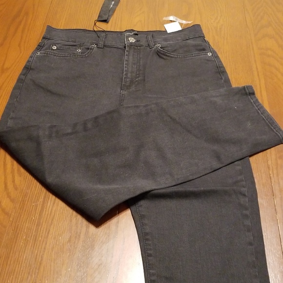 Vero Moda black crop high rise m128:8:919 - Picture 1 of 8